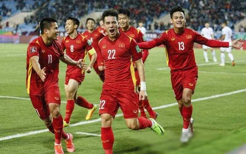 中国足球vs新加坡
