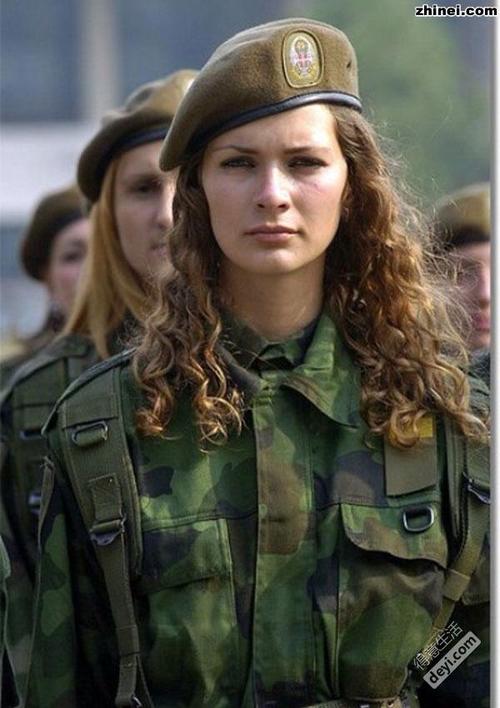 女兵阿尔巴尼亚