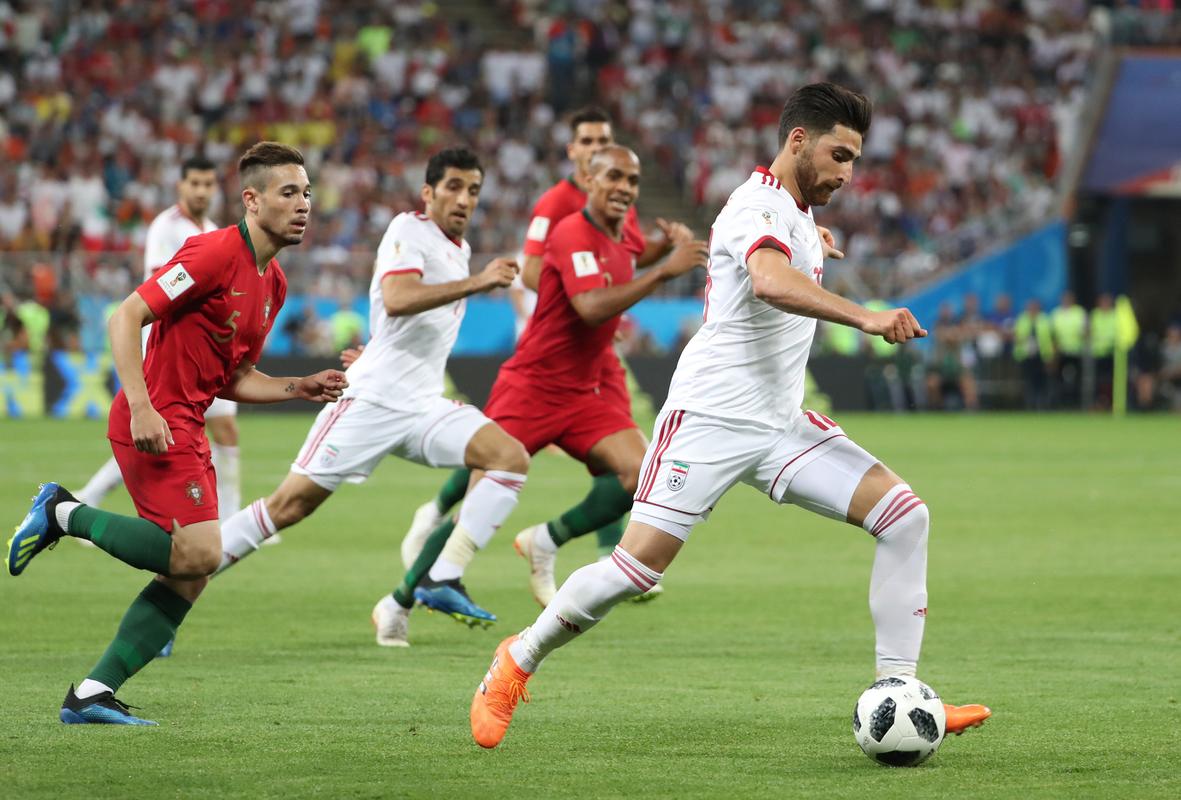 葡萄牙对伊朗足球直播